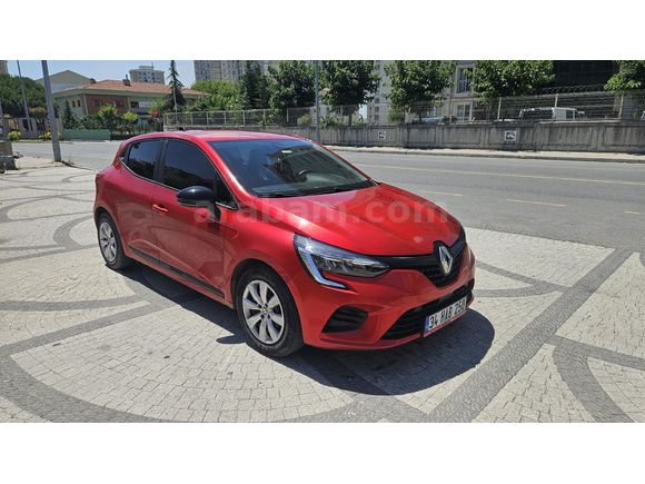 Sahibinden, Temiz, 2023 Model Kırmızı Clio