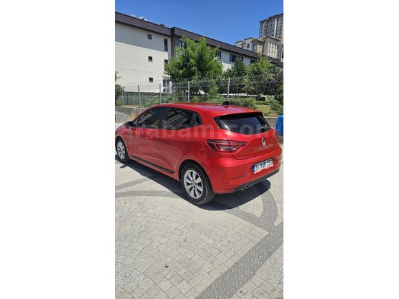 Sahibinden, Temiz, 2023 Model Kırmızı Clio