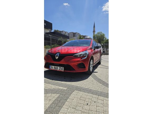 Sahibinden, Temiz, 2023 Model Kırmızı Clio