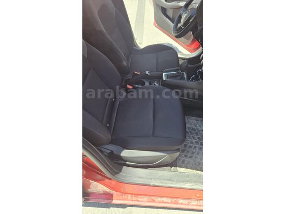Sahibinden, Temiz, 2023 Model Kırmızı Clio