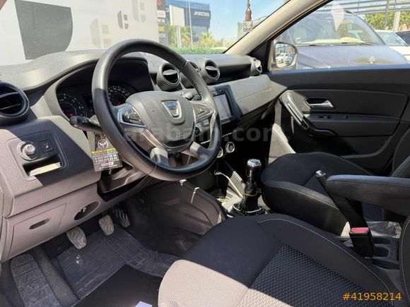 2018 DUSTER 1.2 TCE PRESTİGE DEĞİŞENSİZ-NAVİGASYON-GERİ GÖRÜŞ