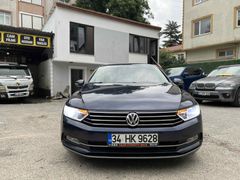 Galeriden Volkswagen Passat 1.6 TDi BlueMotion Comfortline 2015 Model Sakarya