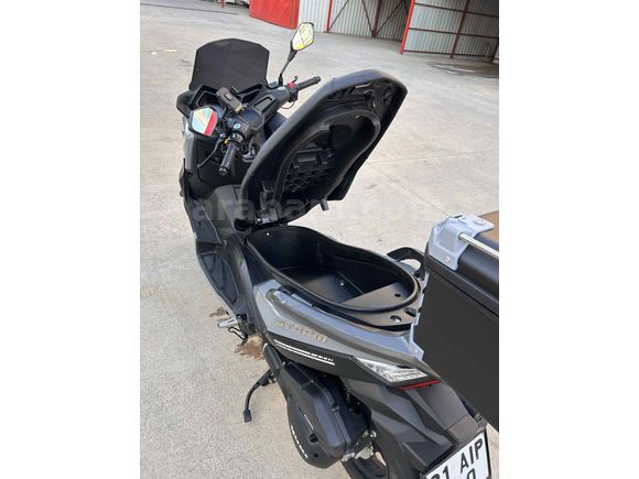 B EHLİYETİ ile KULLANILABİLİR Yuki T9 Strom Maxi 125 
