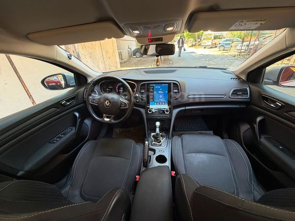 2020  RENAULT BLUE TOUCH EDC