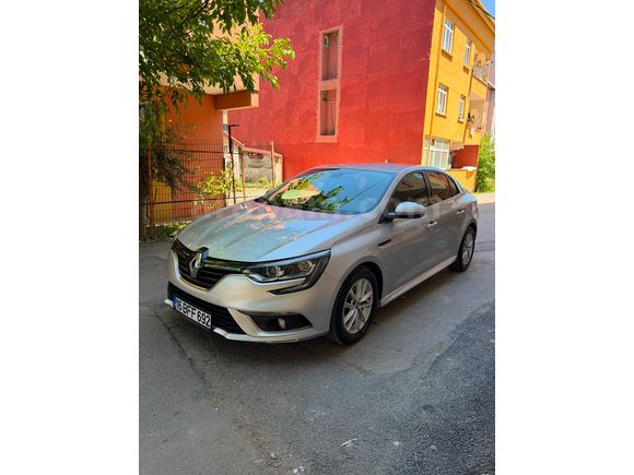 2020  RENAULT BLUE TOUCH EDC