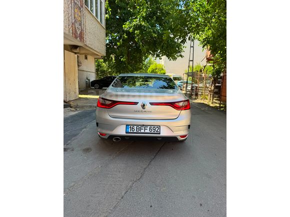 2020  RENAULT BLUE TOUCH EDC
