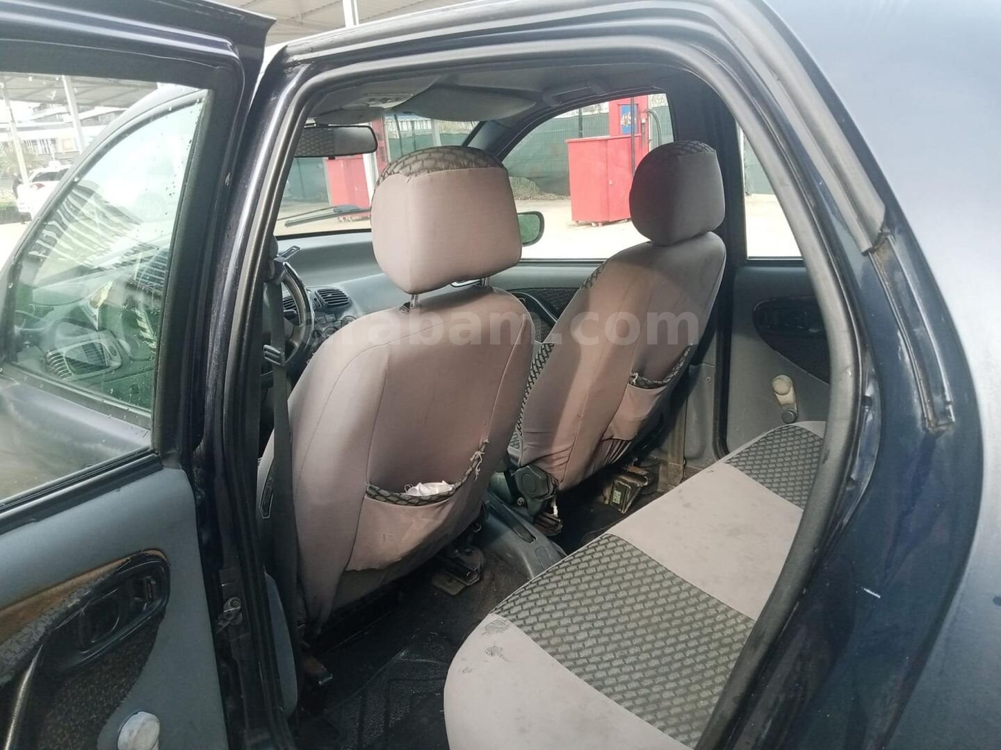 Sahibinden Tata Indigo 1.4 TDI Trend 2008 Model İzmir 252.000 km Lacivert 6