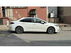 Sahibinden Toyota Corolla 1.8 Hybrid Flame X-Pack 2021 Model İstanbul 74.000 km Beyaz