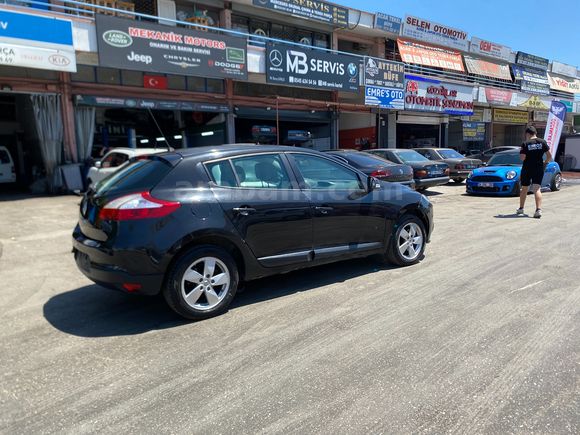 ÇALIŞIR YÜRÜR 2011 RENAULT MEGANE EXPRESSION 1.6I OTOMATİK LPG