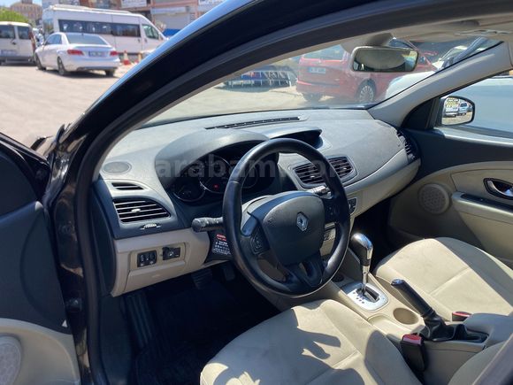 ÇALIŞIR YÜRÜR 2011 RENAULT MEGANE EXPRESSION 1.6I OTOMATİK LPG
