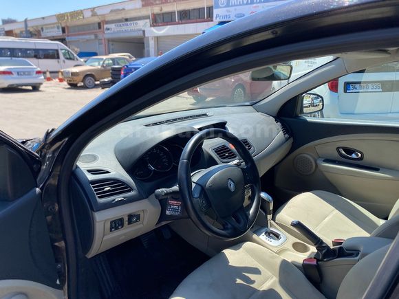 ÇALIŞIR YÜRÜR 2011 RENAULT MEGANE EXPRESSION 1.6I OTOMATİK LPG