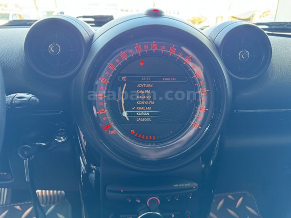 ÖZSAĞLAM'dan 2016 Mini Countryman 1.6S 4x4 ALL4 105binde Hatasız