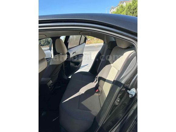Sahibinden servis bakımlı Toyota Corolla 