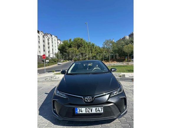 Sahibinden servis bakımlı Toyota Corolla 