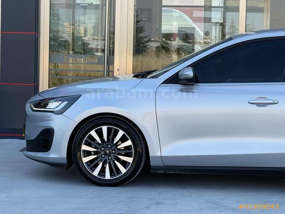 =ESCET CEYLAN OTO PLAZA=2024 MODEL FORD FOCUS