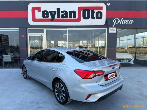 =ESCET CEYLAN OTO PLAZA=2024 MODEL FORD FOCUS