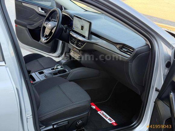 =ESCET CEYLAN OTO PLAZA=2024 MODEL FORD FOCUS