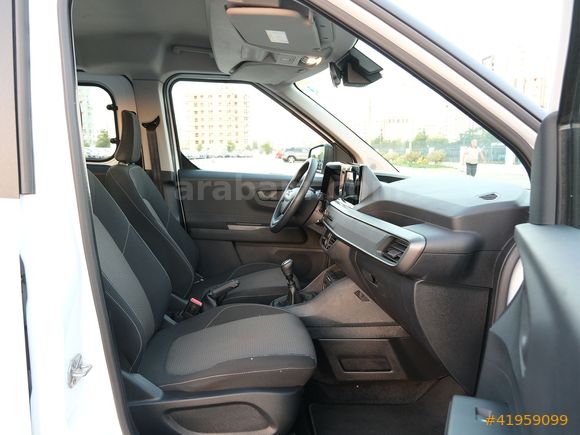 OTOSTORE'DAN Tourneo Courier 1.5 D EcoBlue Trend 2025