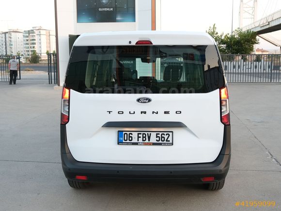 OTOSTORE'DAN Tourneo Courier 1.5 D EcoBlue Trend 2025