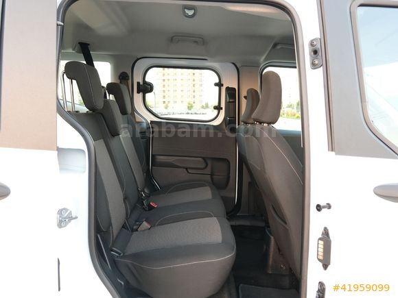 OTOSTORE'DAN Tourneo Courier 1.5 D EcoBlue Trend 2025