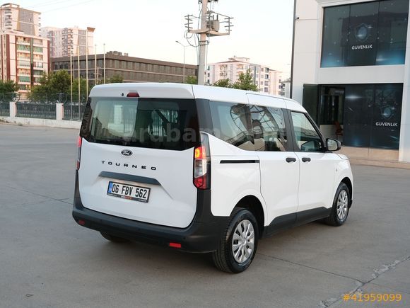 OTOSTORE'DAN Tourneo Courier 1.5 D EcoBlue Trend 2025