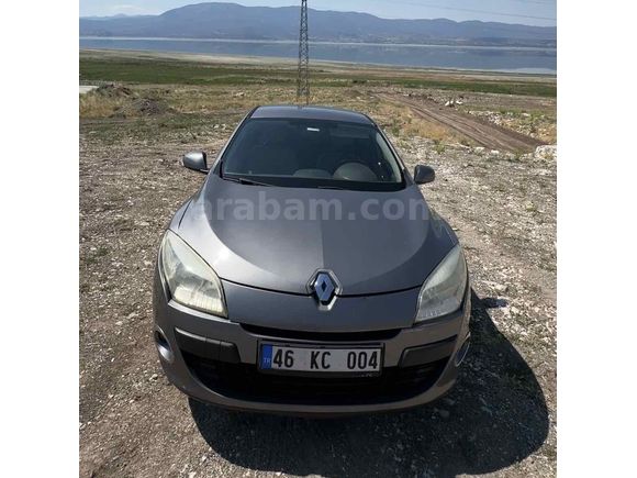 Galeriden Renault Megane 1.6 Expression 2012 Model Bursa