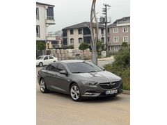 Hatasız Boyasız Tertemiz İnsignia  Full Yetkili Servis Bakımlı 