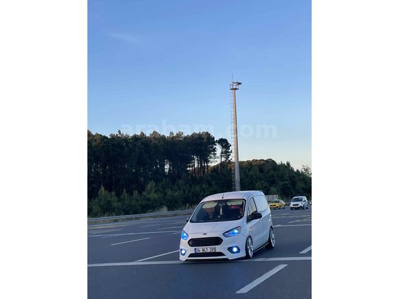 Sahibinden Ford Transit Courier 1.5 TDCi Trend 2018 Model 