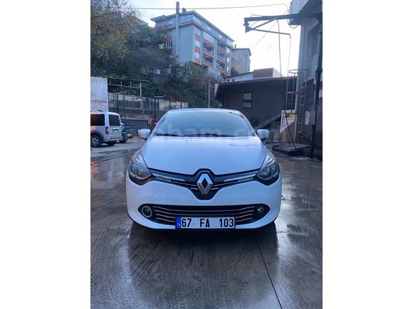 Sahibinden Renault Clio 1.5 dCi Joy 2016 AİRBAGLER ORİJİNAL TRAMER 503  TL 
