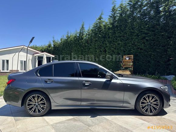2021 BMW 320i M SPORT