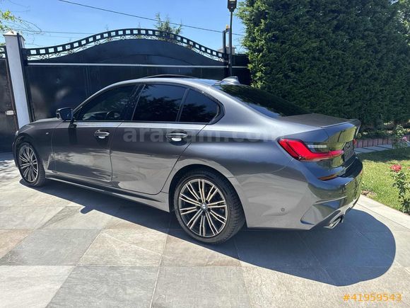 2021 BMW 320i M SPORT