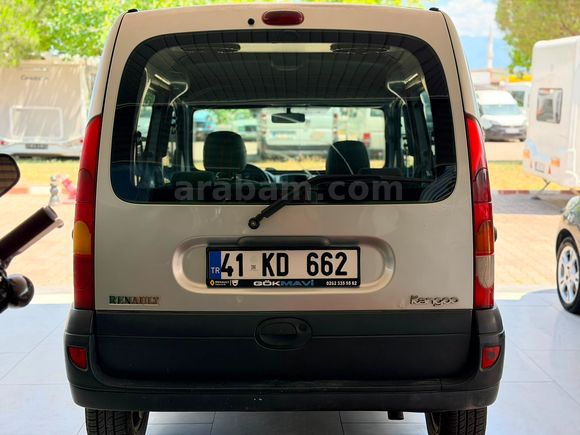 ÇOK DİRİ-YÜRÜR GÜZEL-1.5DCi- ÇİFT SÜRGÜ-KLİMA-HERŞEY AKTİF-DOLU