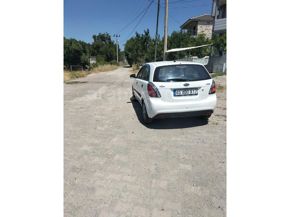 Sahibinden Kia Rio 1.5 CRDi Trend 2011 Model