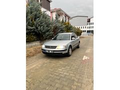 Sahibinden DEĞİŞENSİZ DÜŞÜK KM MANUEL PASSAT 1.8T 