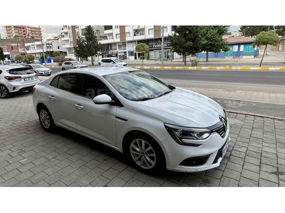 Sahibinden Renault Megane 1.5 dCi Touch 2017 Model 