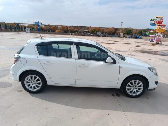 Sahibinden Opel Astra 1.4 Essentia 2010 Model