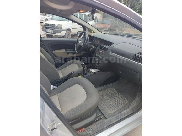 Sahibinden Fiat Linea 1.3 Multijet Active Plus 2013 Model  260.000 km Bej