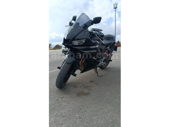 Sahibinden Yamaha YZF R25 ABS