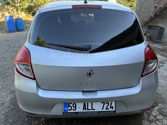 Sahibinden Renault Clio 1.2 Authentique 2010 Model 
