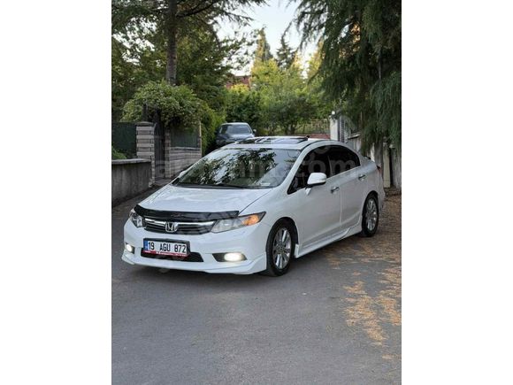 Sahibinden Honda Civic 1.6i VTEC Eco Elegance 2012 Model 