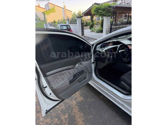 Sahibinden Honda Civic 1.6i VTEC Eco Elegance 2012 Model 