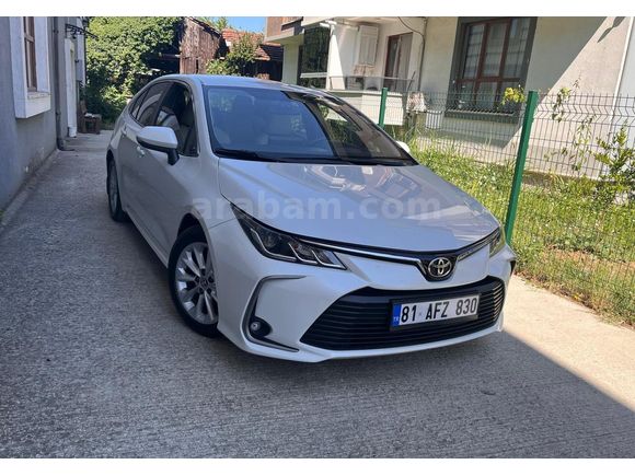 Sahibinden Toyota Corolla 1.5 Dream 2021 Model