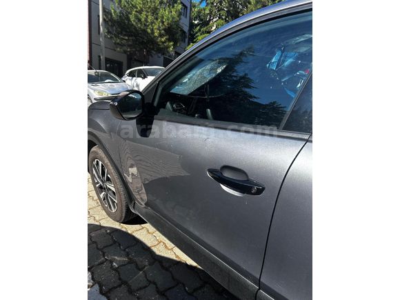 Öğretmenden Geri Görüş Kameralı 2025 Model Citroen C4