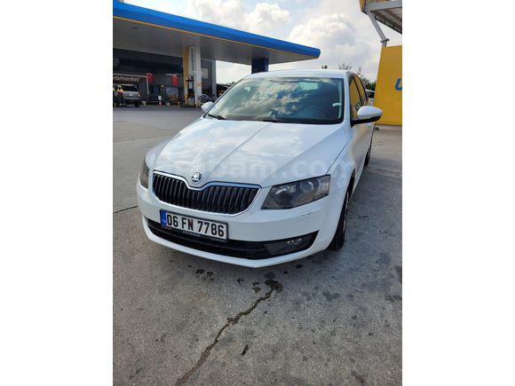 Sahibinden Skoda Octavia 1.2 TSI Elegance 2015 Model Mersin