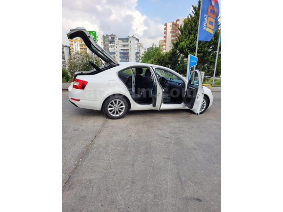 Sahibinden Skoda Octavia 1.2 TSI Elegance 2015 Model Mersin