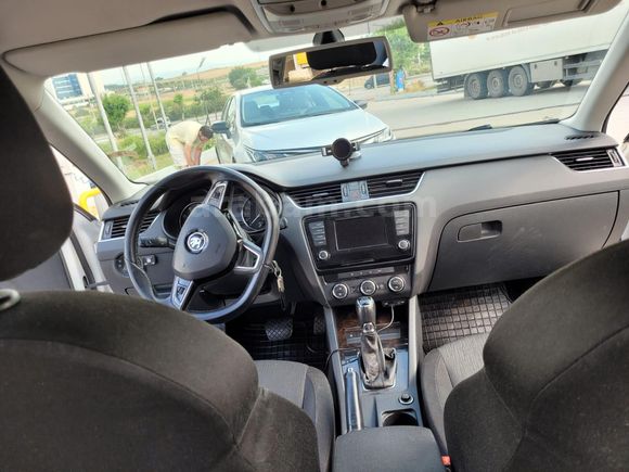 Sahibinden Skoda Octavia 1.2 TSI Elegance 2015 Model Mersin
