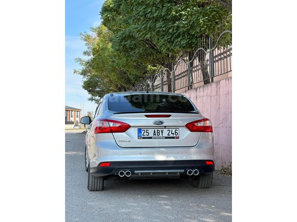 Sahibinden Ford Focus 1.6 Ti-VCT Style 2011 Model