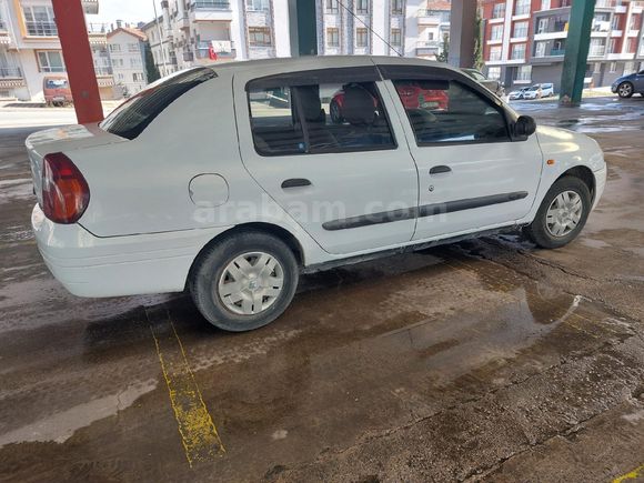Sahibinden Renault Clio 1.4 RNA 2000 Model