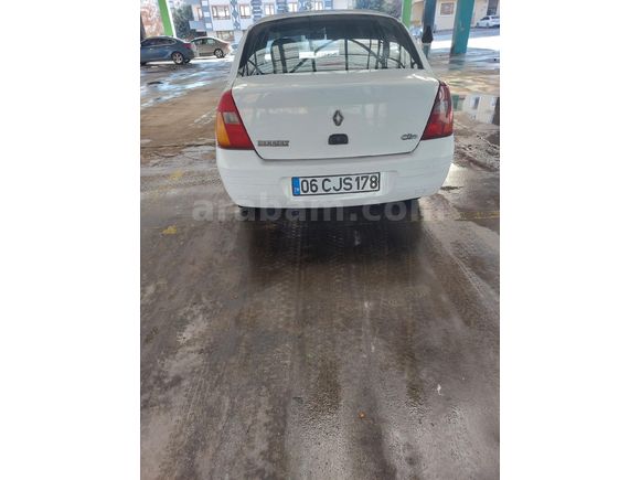 Sahibinden Renault Clio 1.4 RNA 2000 Model