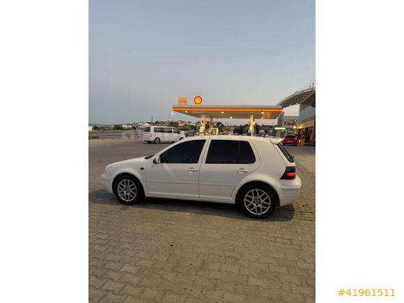 GELİBOLUDA TEMİZ BAKIMLI MASRAFSIZ GOLF 4